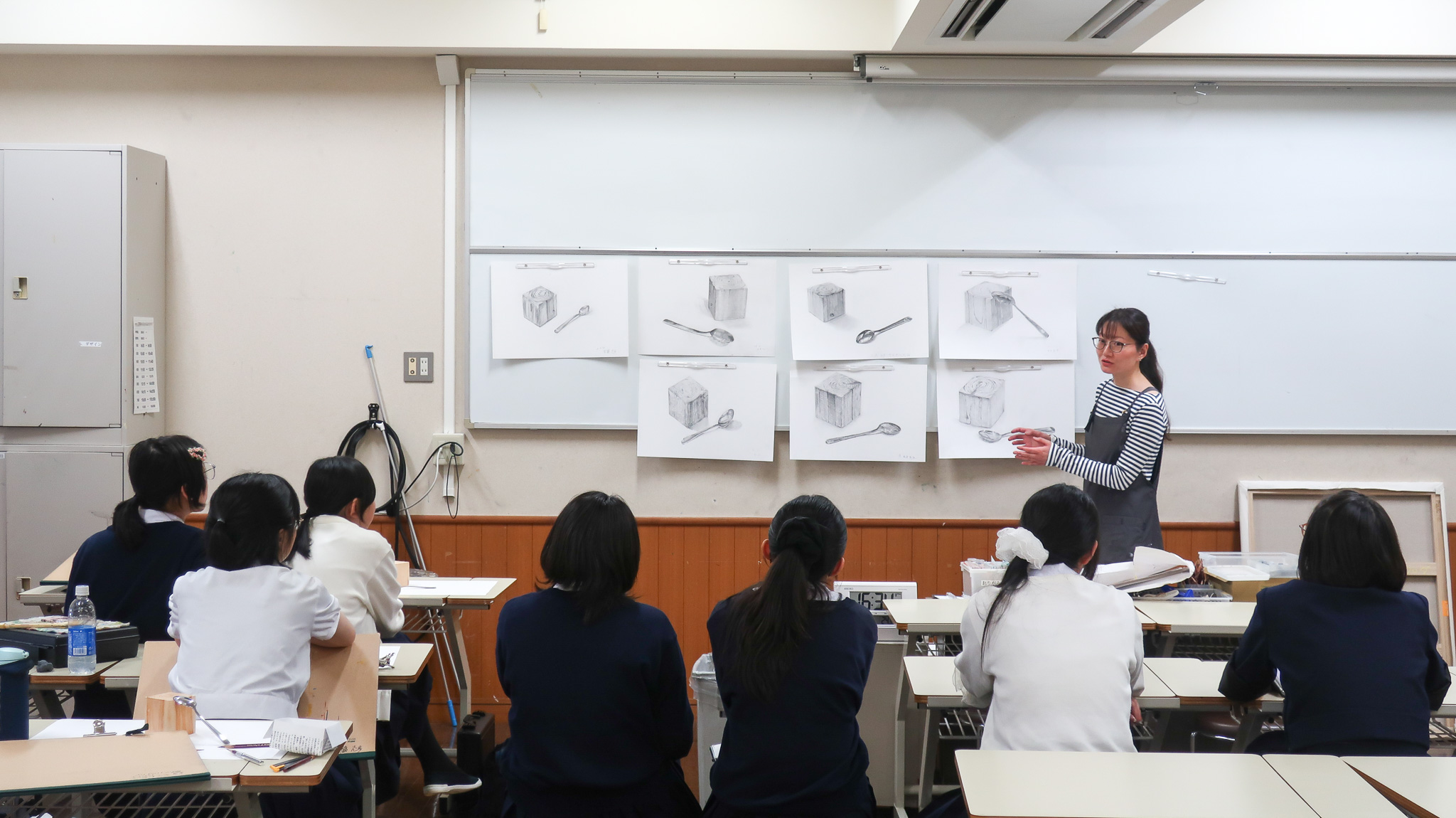 学年別に合評会！こちらは２年生の様子
