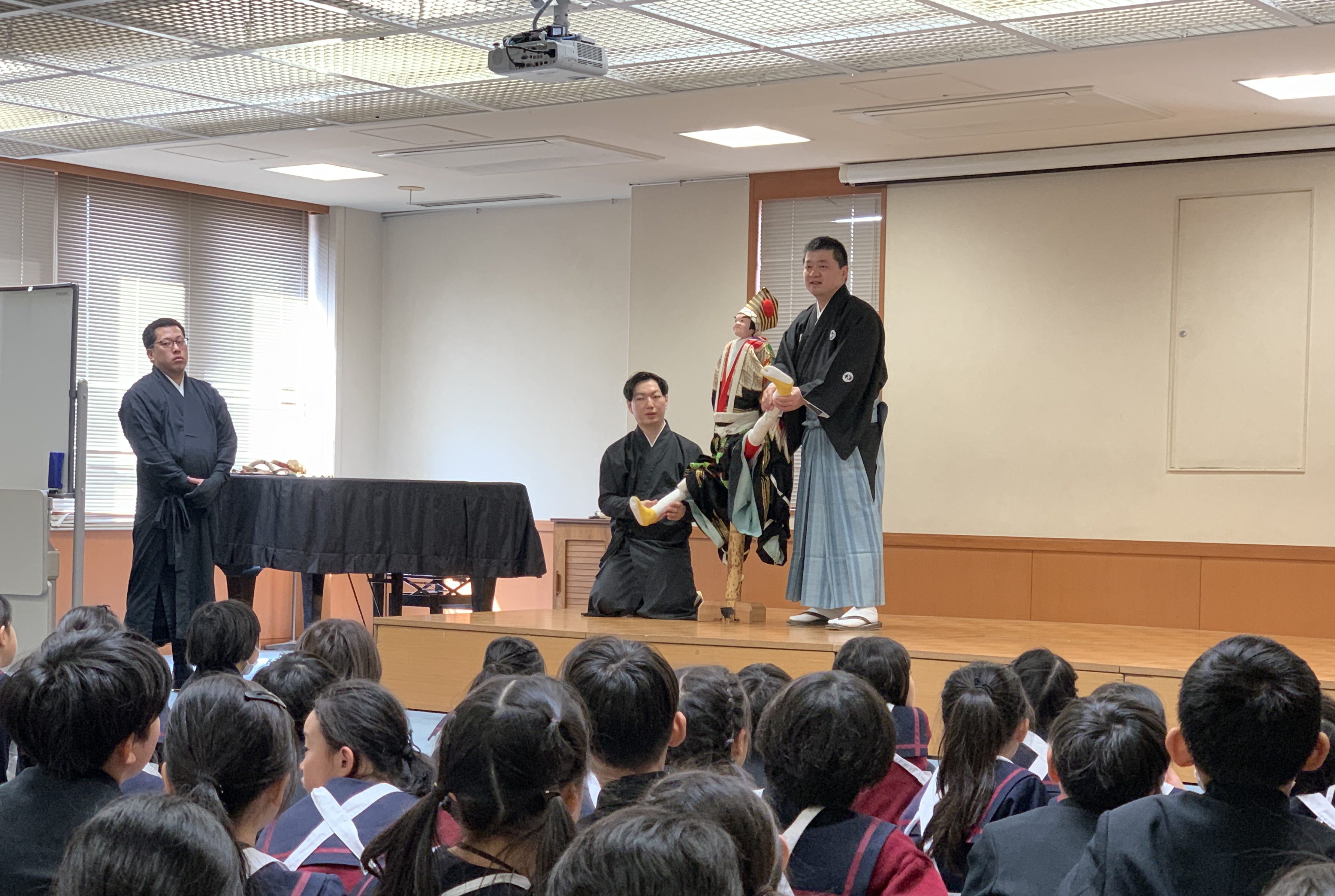 3つの教育体系 ｜ 帝塚山学院小学校