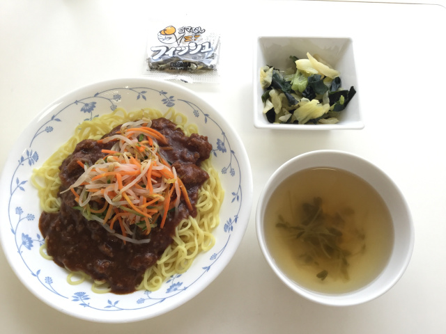 今日の給食 帝塚山学院小学校