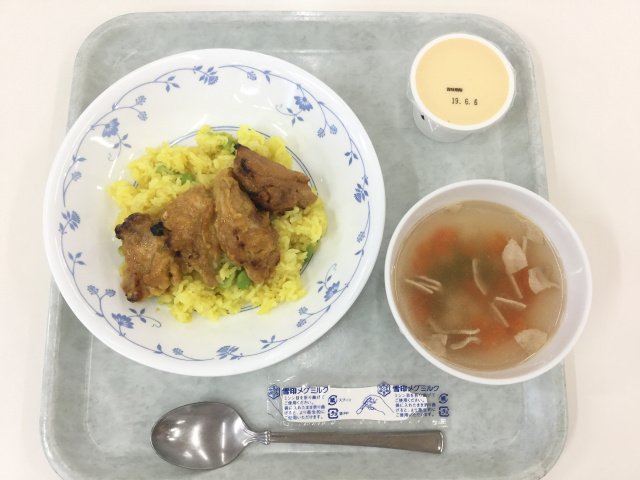 今日の給食 帝塚山学院小学校